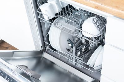 High temperatures and water pressure ensure a more thorough clean